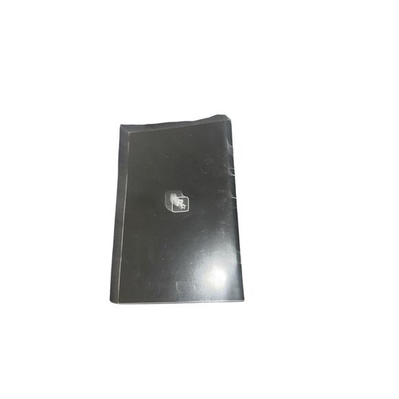 Rockstar Grand Theft Auto GTA Liberty City Guidebook Microsoft Xbox 360 - Picture 2 of 2